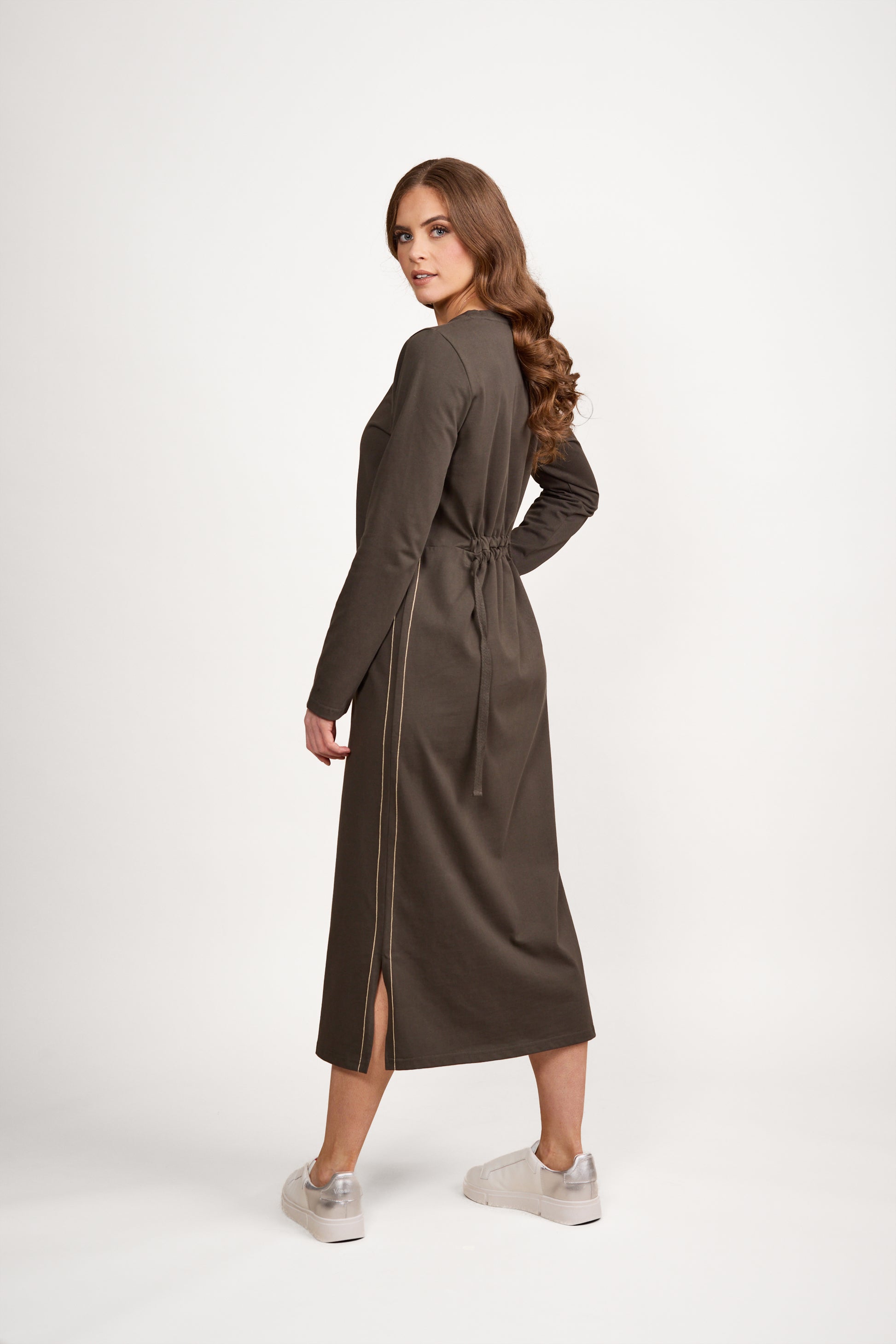 6110 Moss/Cream - Long Sleeve Knit Dress with Tie Back and Contrast Stitch Detail - Vassalli