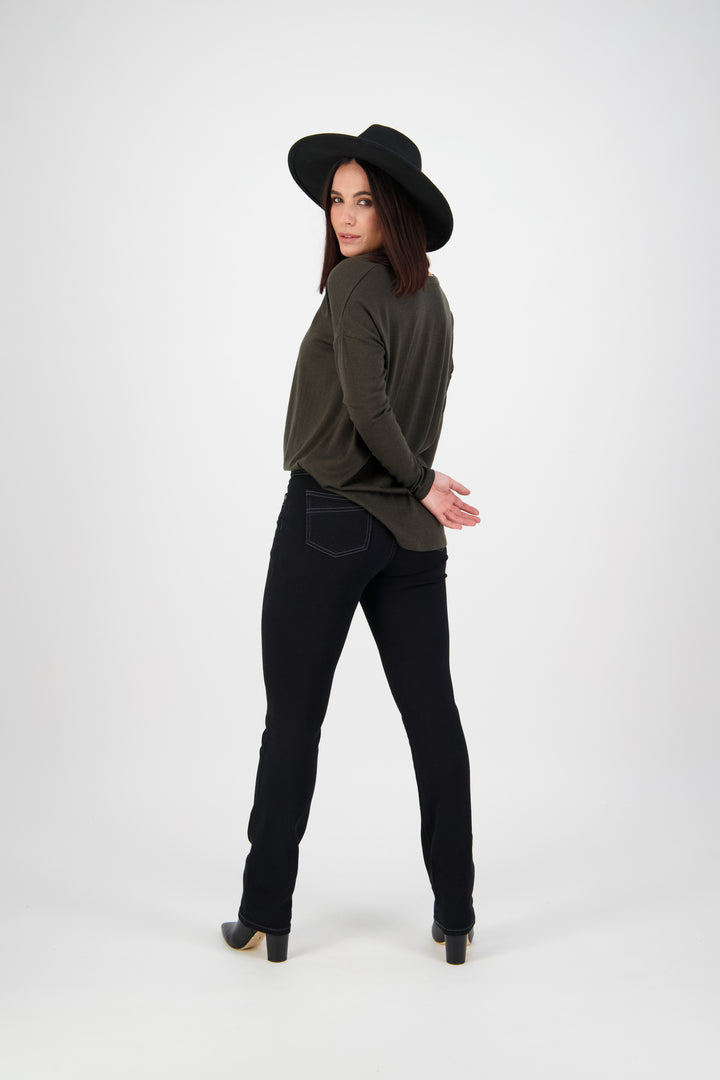 9901 Black Denim - Slim Leg Full Length Jean - Vassalli