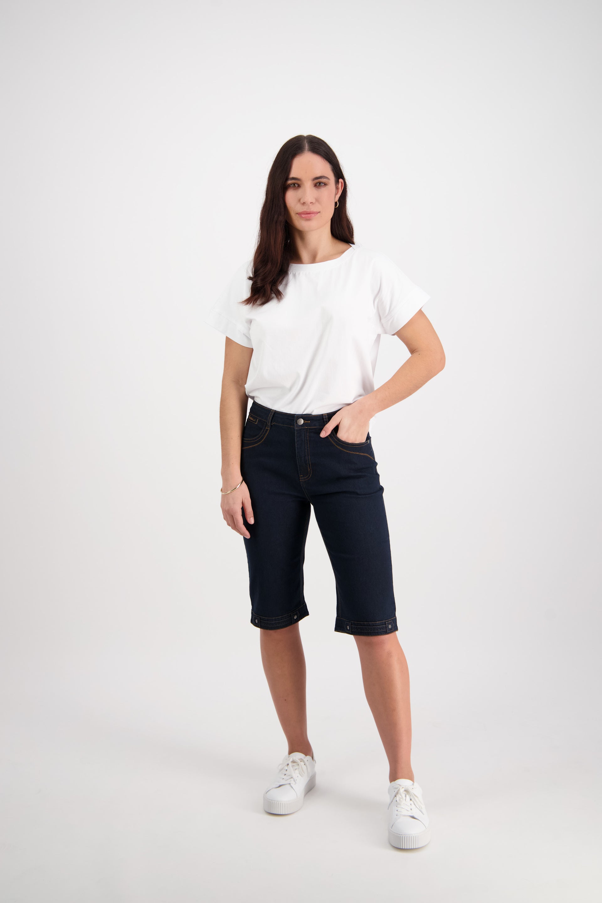 H1001CS Indigo Denim - Straight Leg Contrast Stitch Denim Short - Vassalli