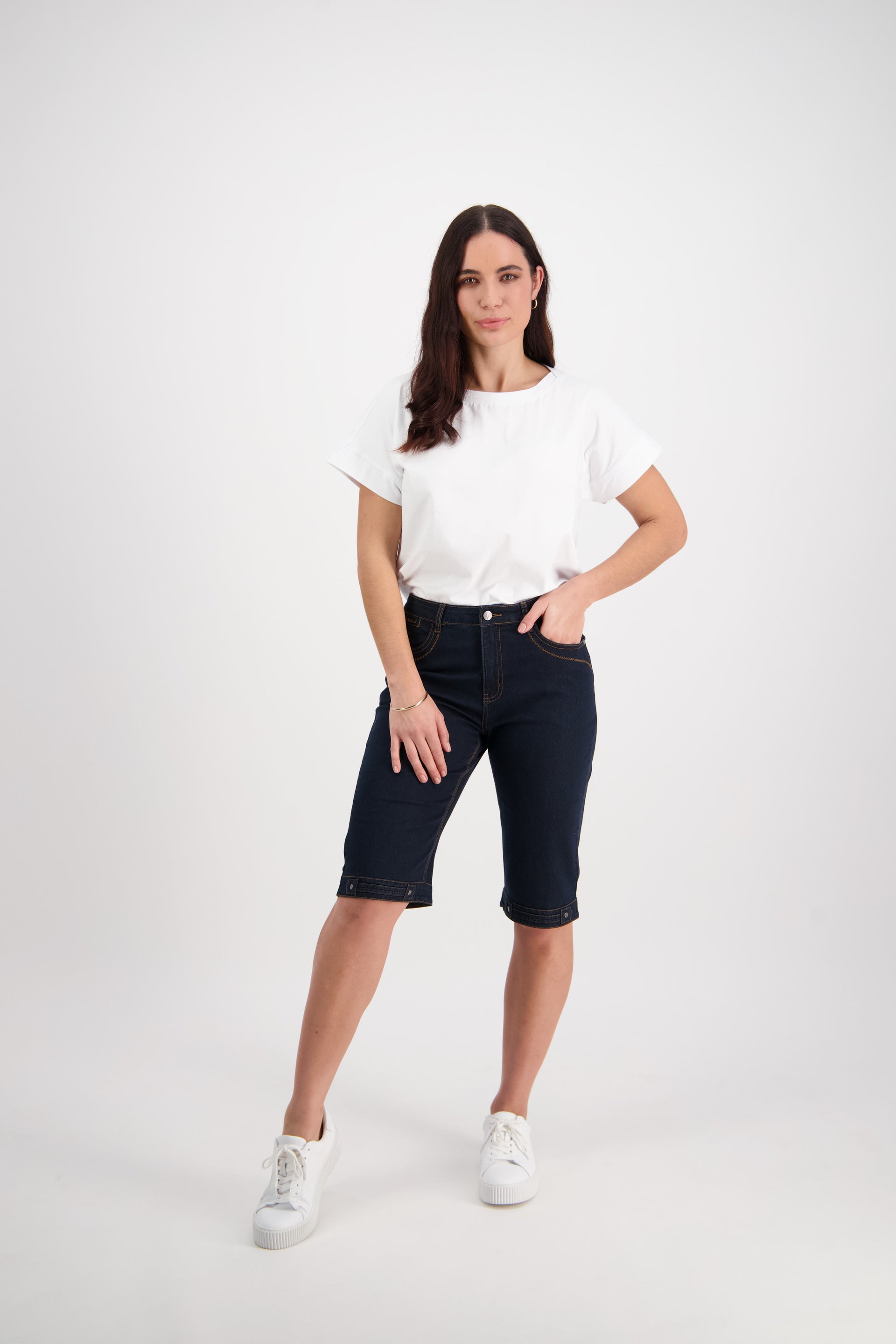 H1001CS Indigo Denim - Straight Leg Contrast Stitch Denim Short - Vassalli