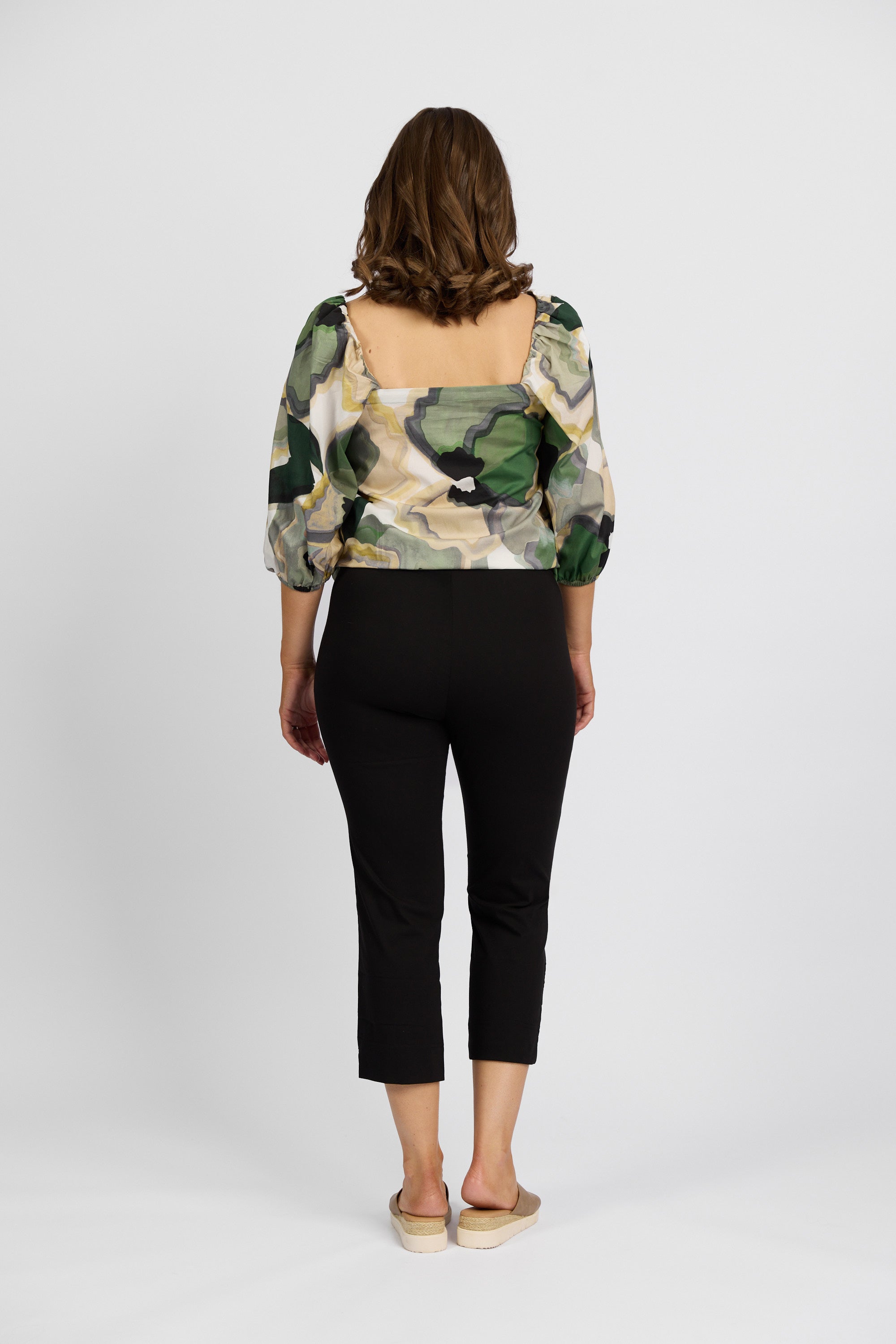 P5363 Black - Paris Crop - Vassalli
