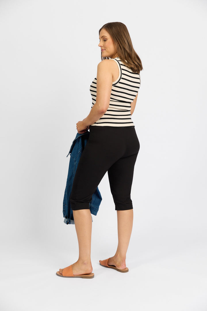 P6280 Black - Paris Short - Vassalli