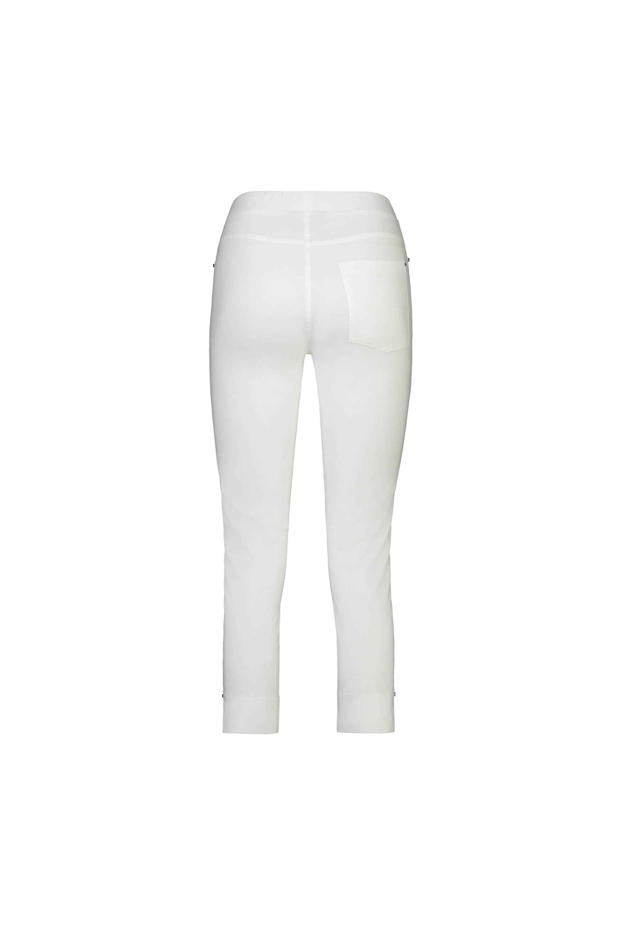Back view of Vassalli Paris Tour Capri - White, slim-fit, cropped pants with a right-side back pocket, made from stretch fabric and shown on a plain white background.