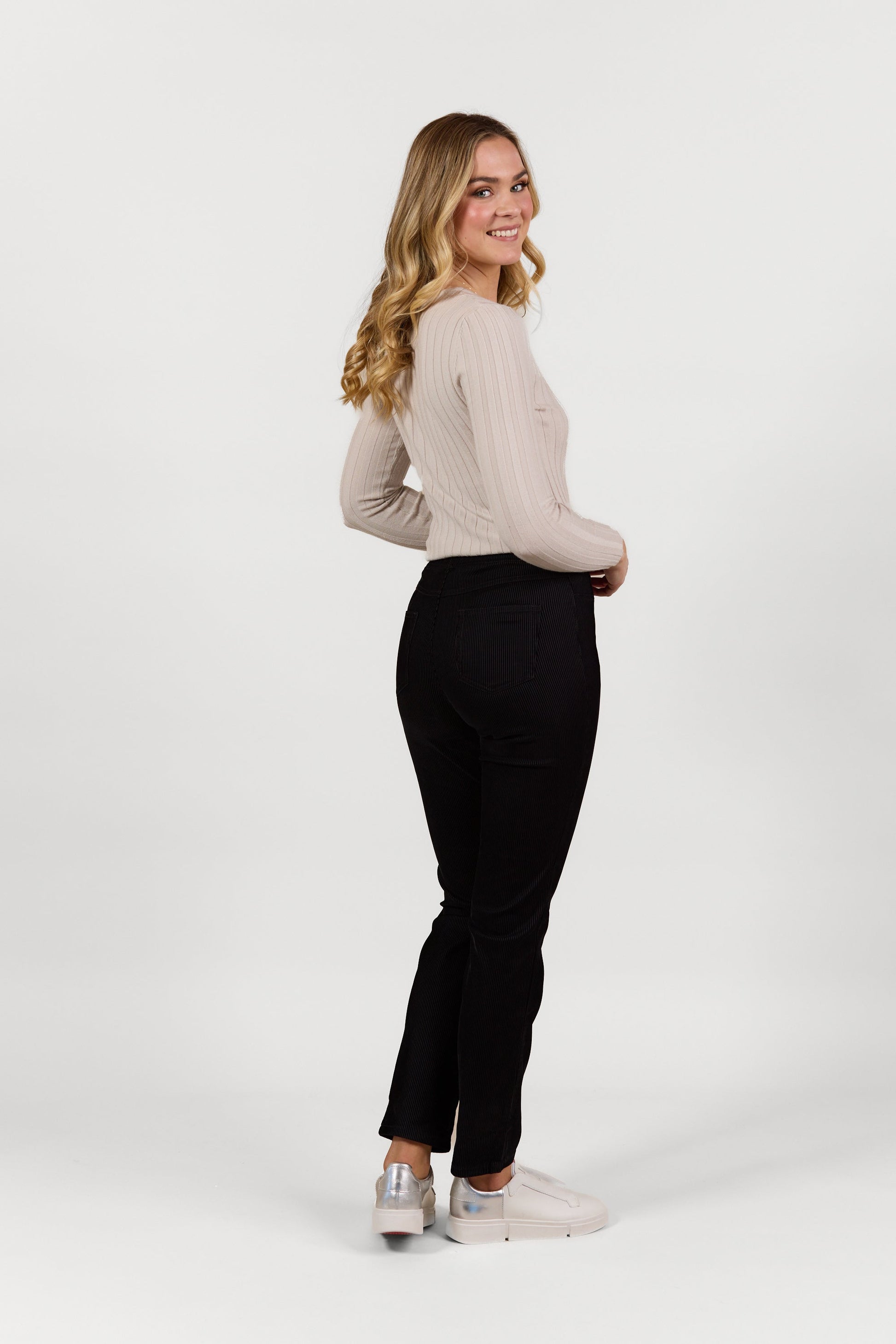 S234 Black Velvet - Slim Leg Full Length Pull On - Vassalli