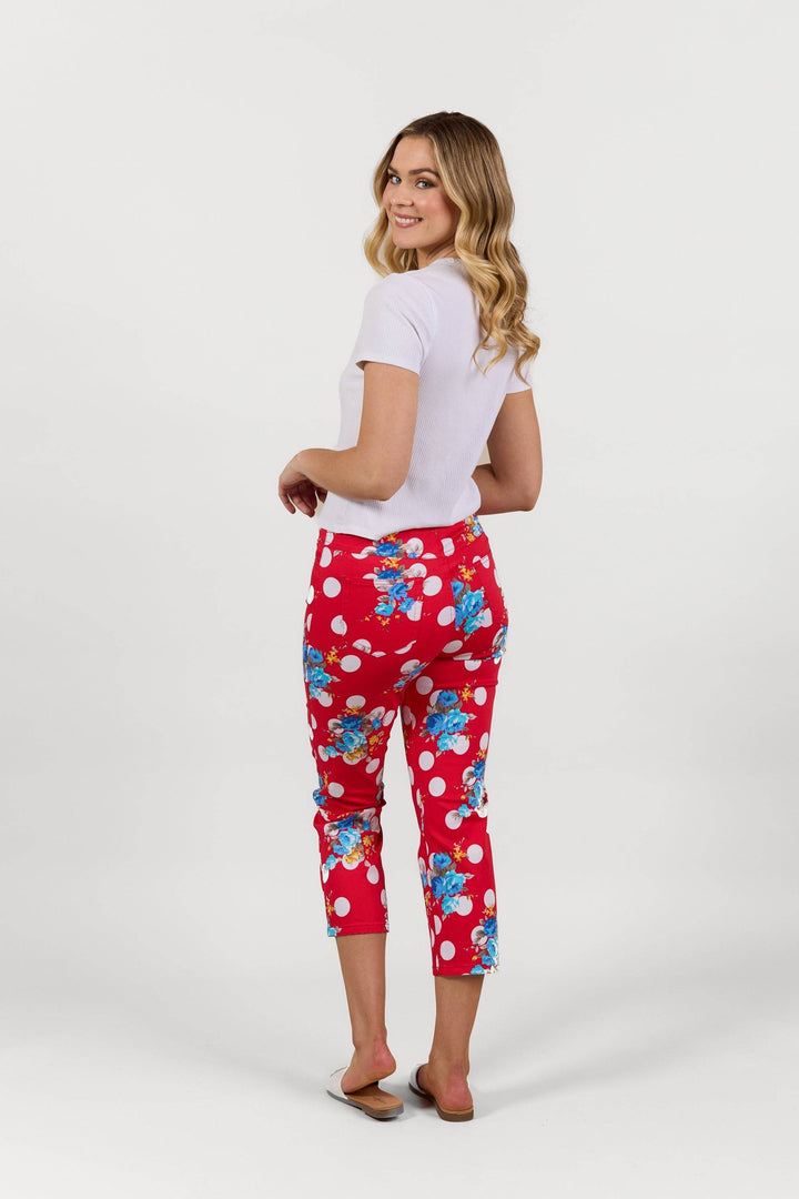 S274LW Betty - Slim Leg 7/8 Length Lightweight Pull-On - Vassalli