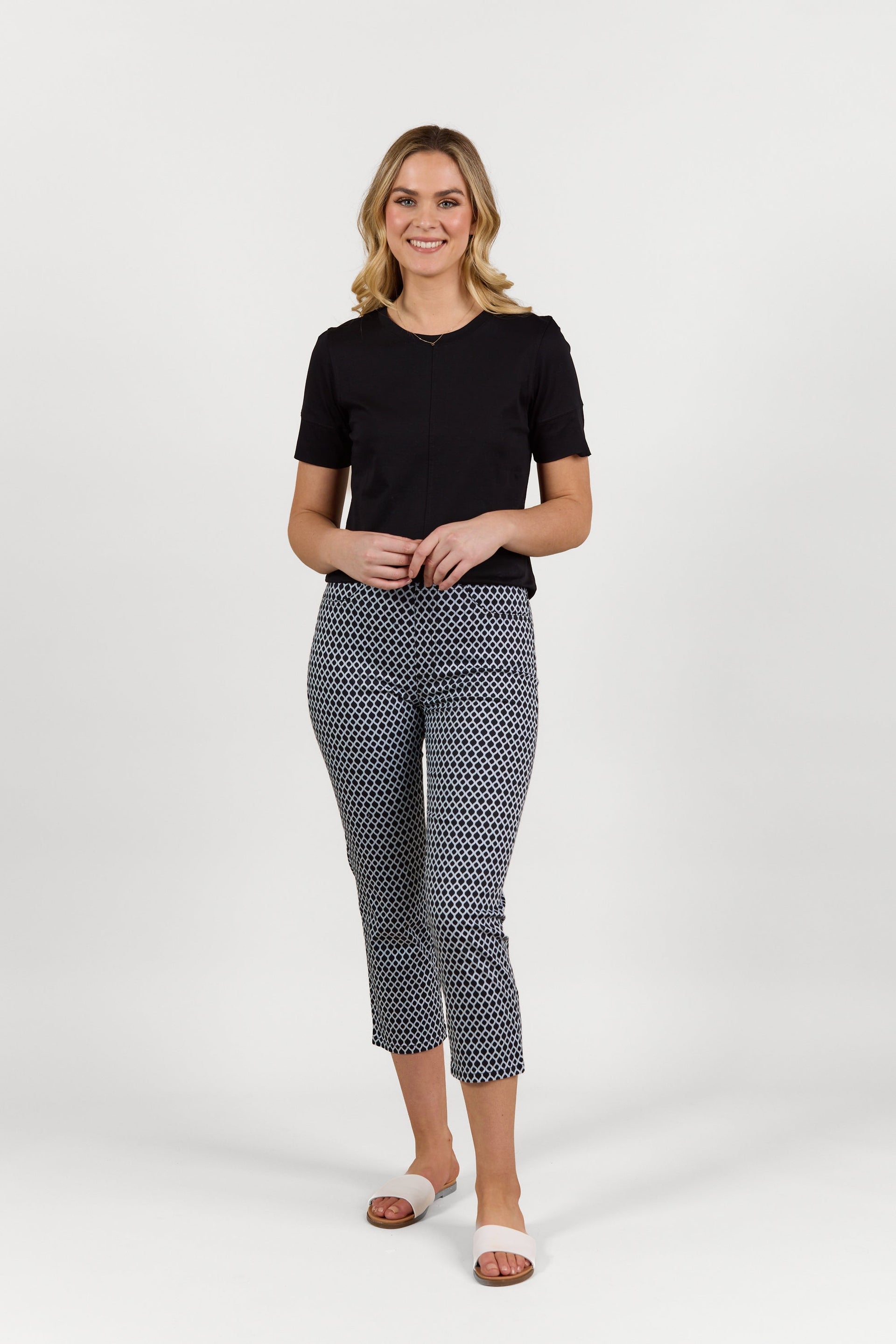 S274LW Chain - Slim Leg 7/8 Length Lightweight Pull-On - Vassalli