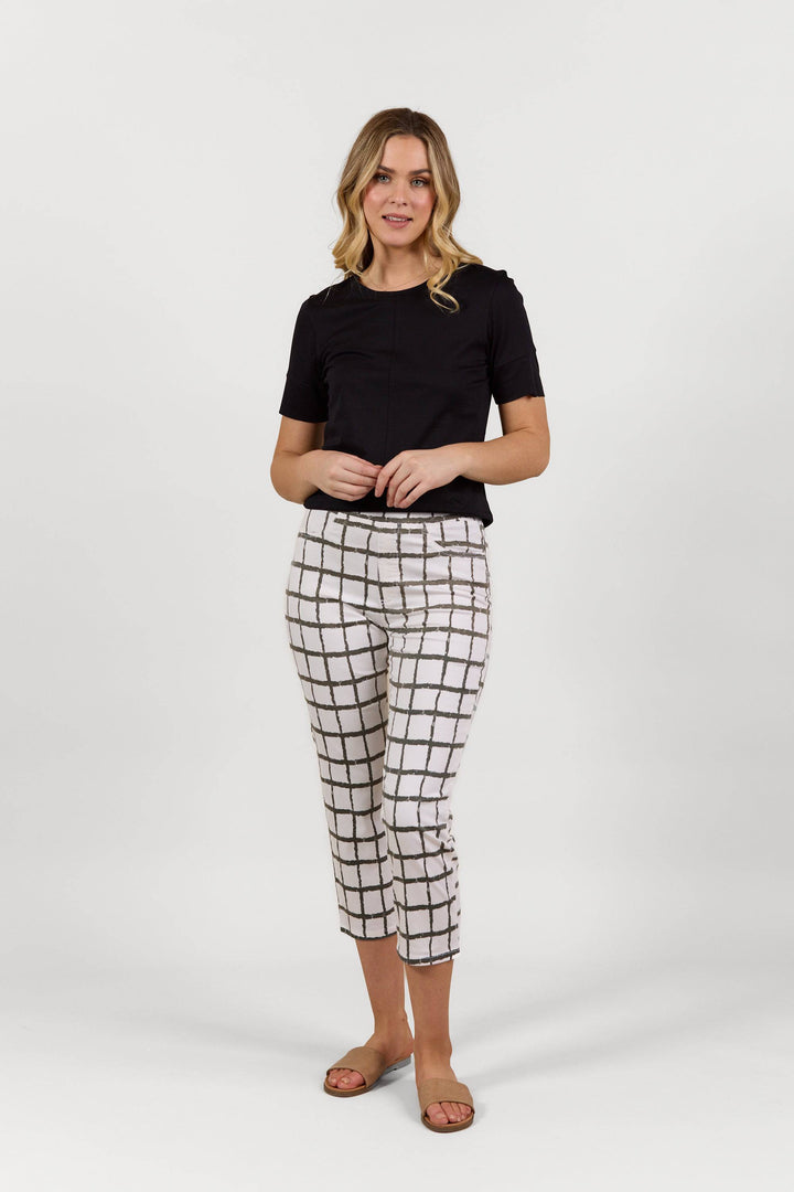 S274LW Chess - Slim Leg 7/8 Length Lightweight Pull-On - Vassalli