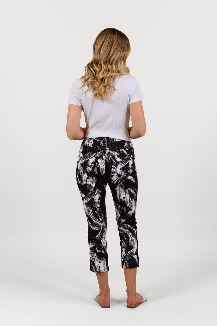 S274LW Flash - Slim Leg 7/8 Length Lightweight Pull-On - Vassalli