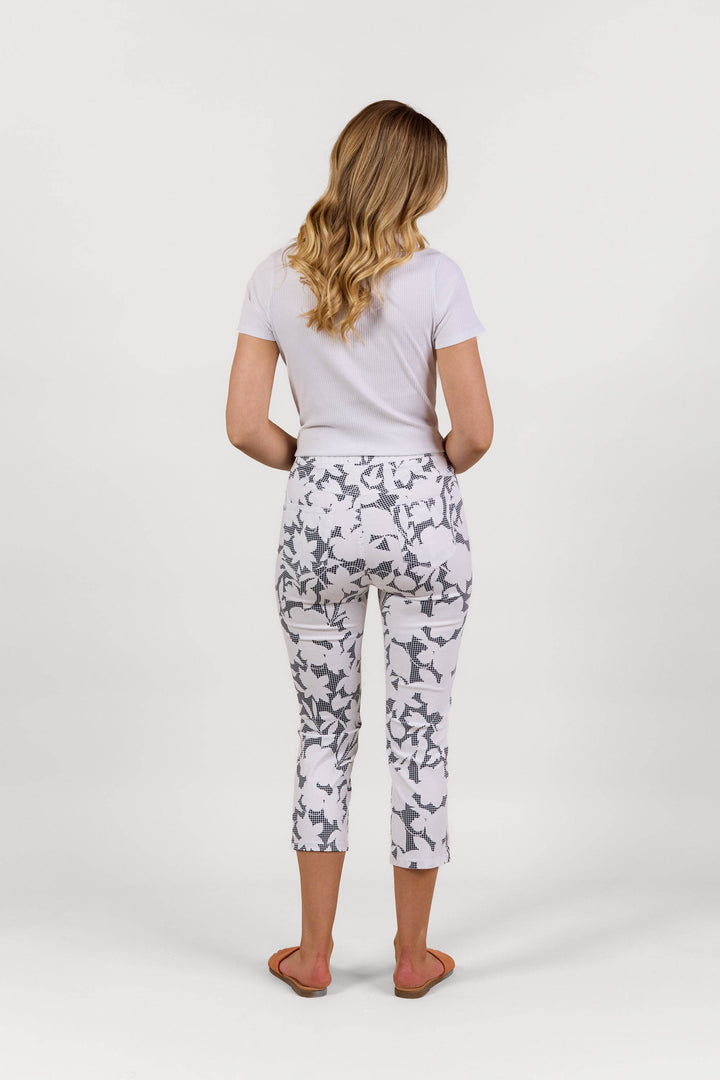 S274LW Floral Gingham - Slim Leg 7/8 Length Lightweight Pull-On - Vassalli