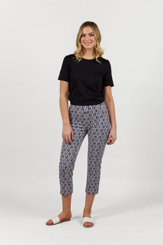 S274LW Hearts - Slim Leg 7/8 Length Lightweight Pull On - Vassalli