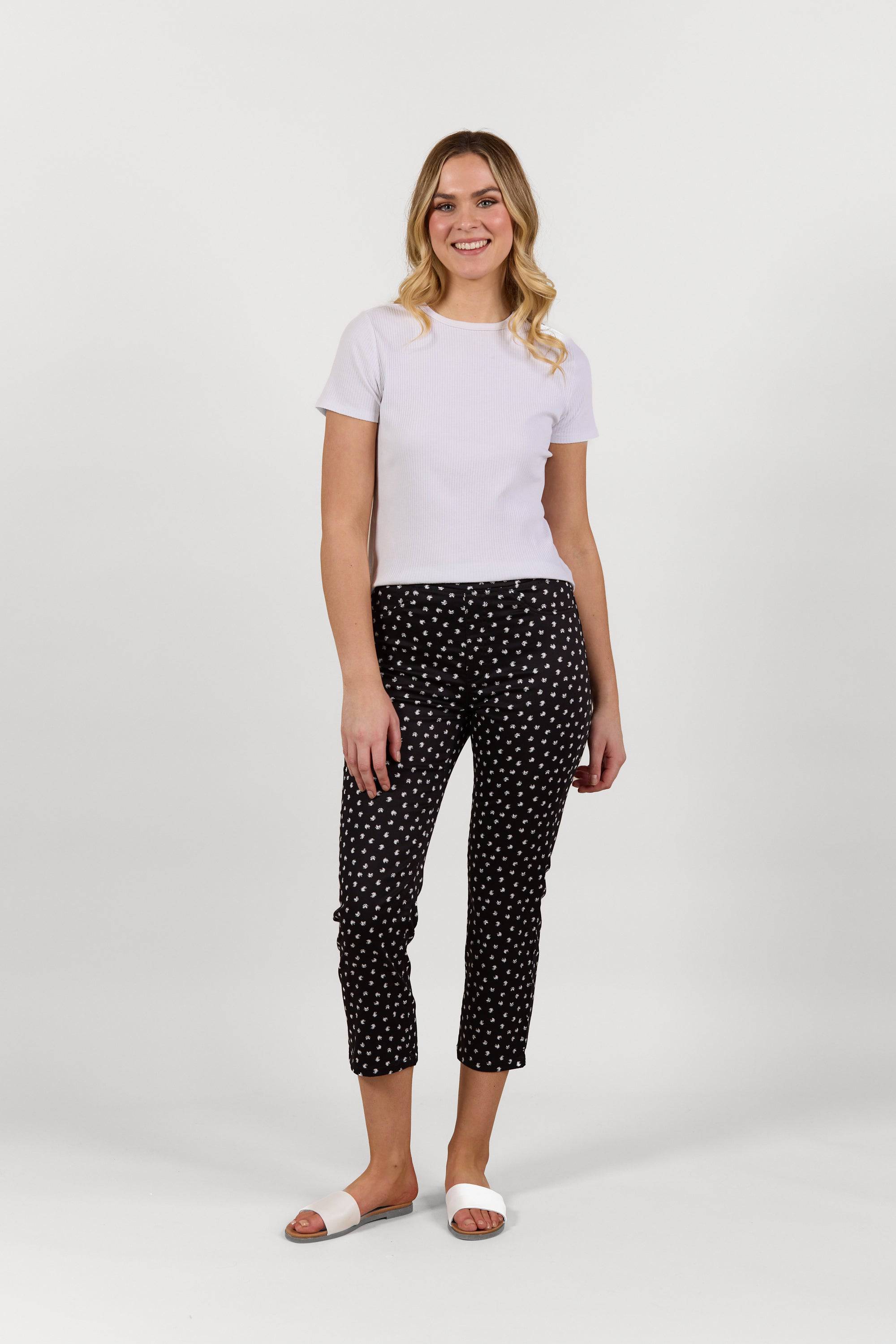 S274LW Mars - Slim Leg 7/8 Length Lightweight Pull-On - Vassalli