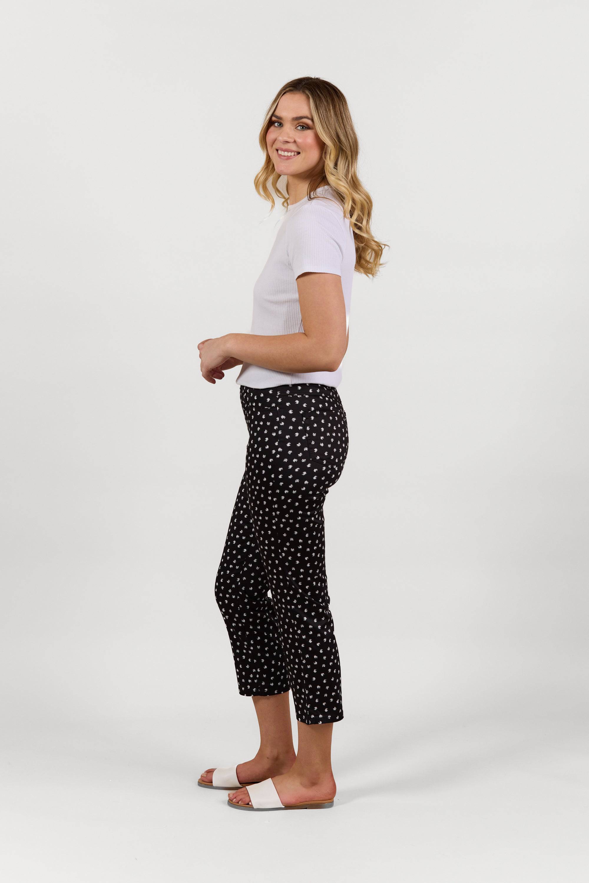 S274LW Mars - Slim Leg 7/8 Length Lightweight Pull-On - Vassalli