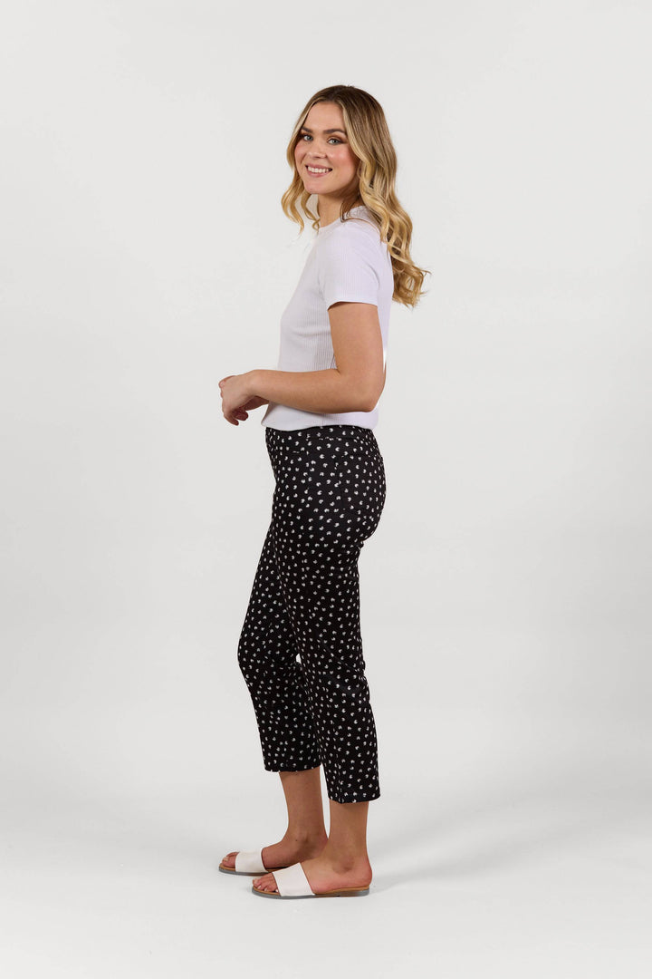 S274LW Mars - Slim Leg 7/8 Length Lightweight Pull-On - Vassalli