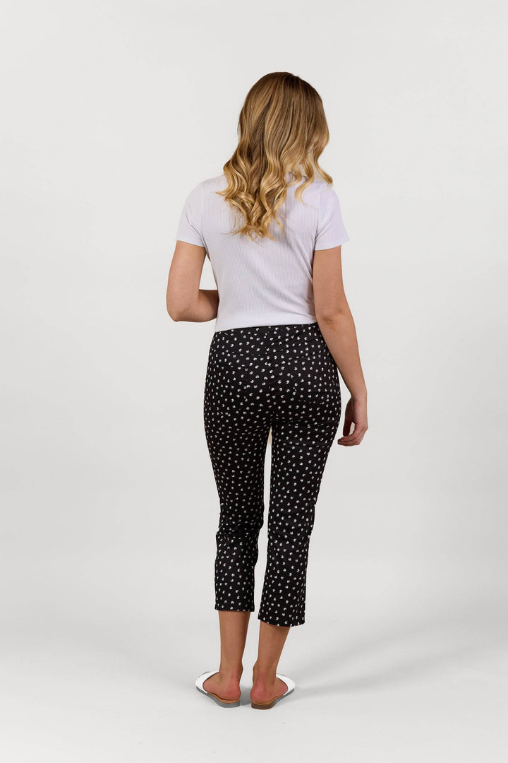 S274LW Mars - Slim Leg 7/8 Length Lightweight Pull-On - Vassalli