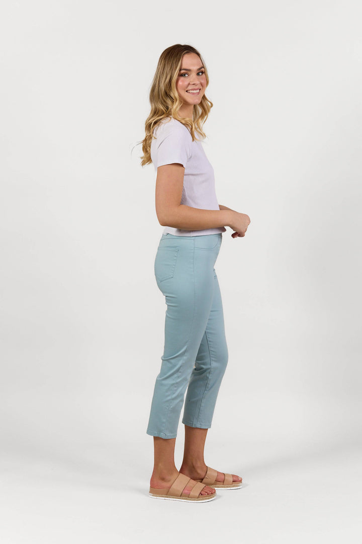 S274LW New Mint - Slim Leg 7/8 Length Lightweight Pull-On - Vassalli