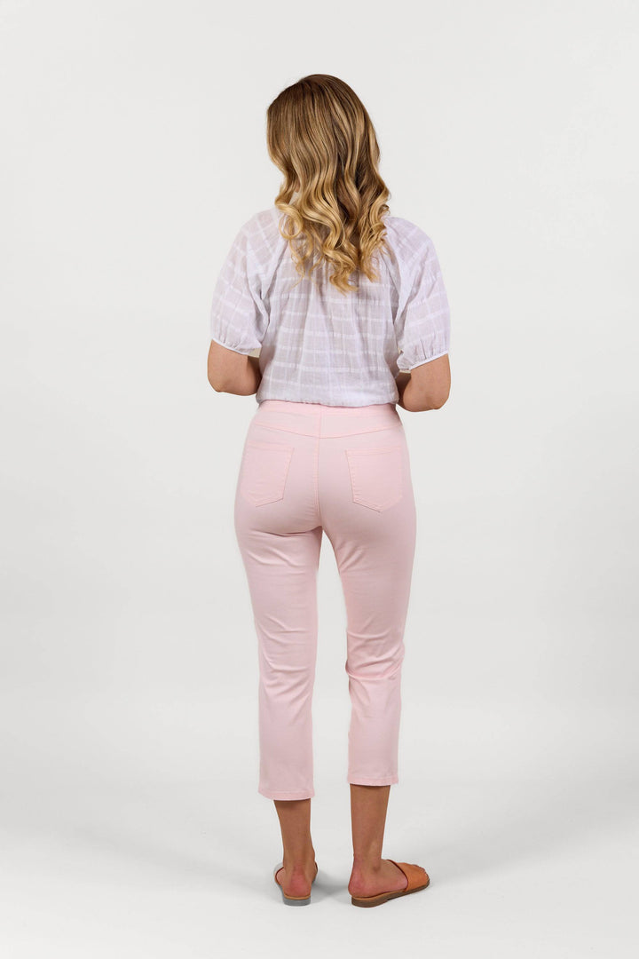 S274LW Powder Pink - Slim Leg 7/8 Length Lightweight Pull-On - Vassalli