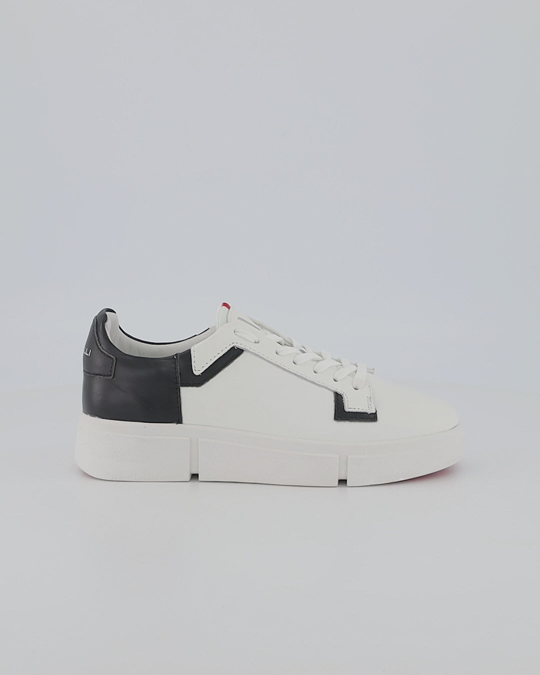 VS-002 White/Black - Sneaker Vassalli