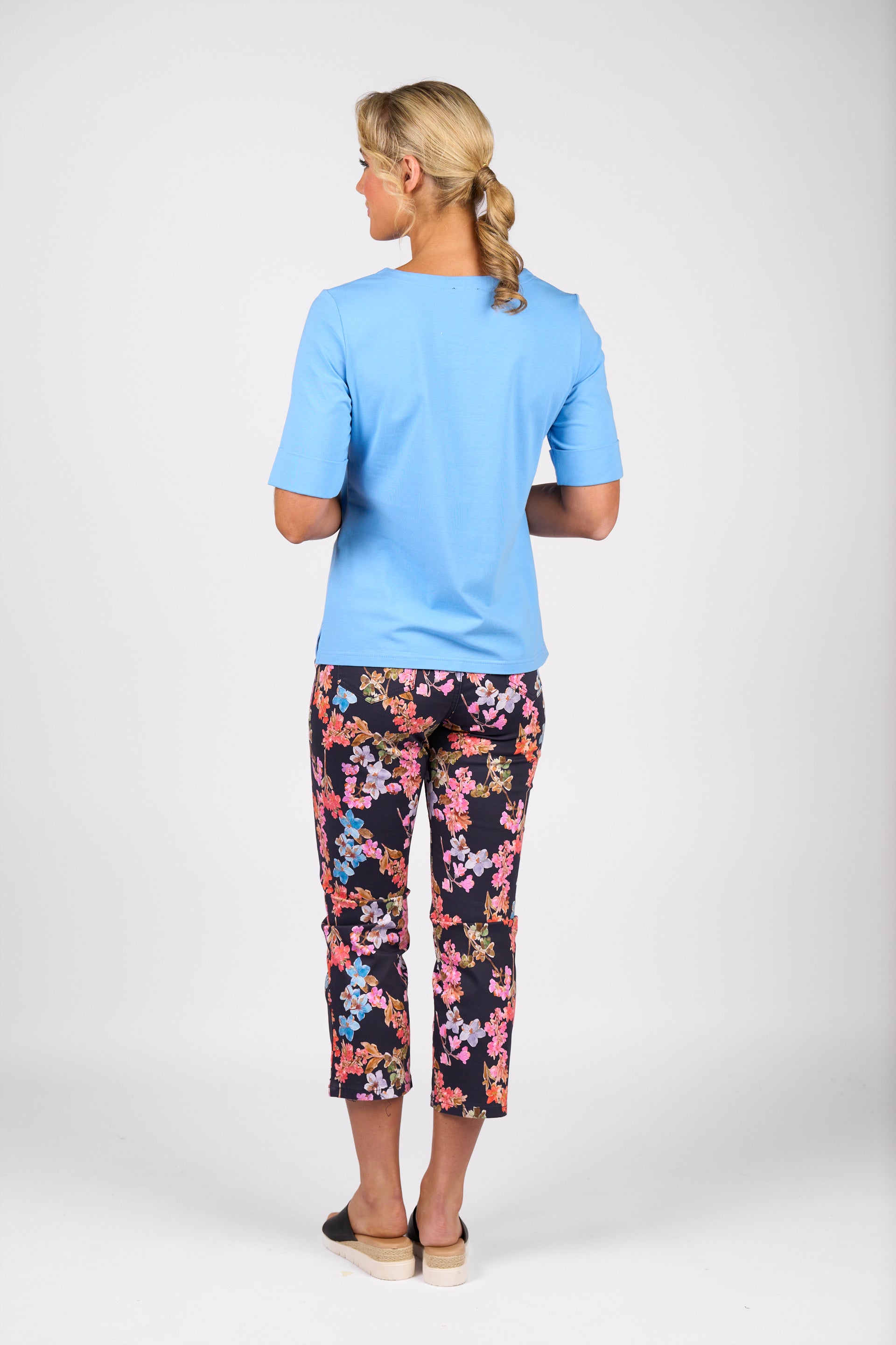 4264 V Neck Top - Sky - Vassalli