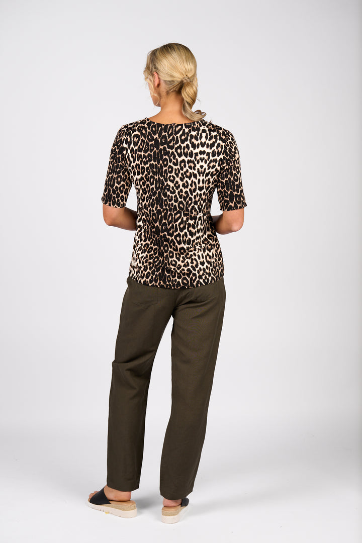 4329 Round Neck Knit Top - Leopard - Vassalli