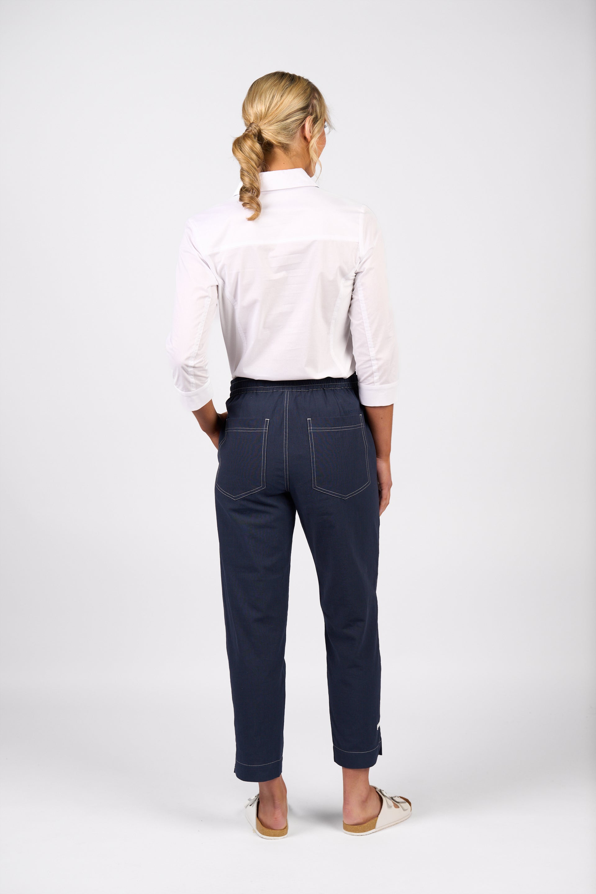 5040 Ankle Grazer Pant - Ink - Vassalli