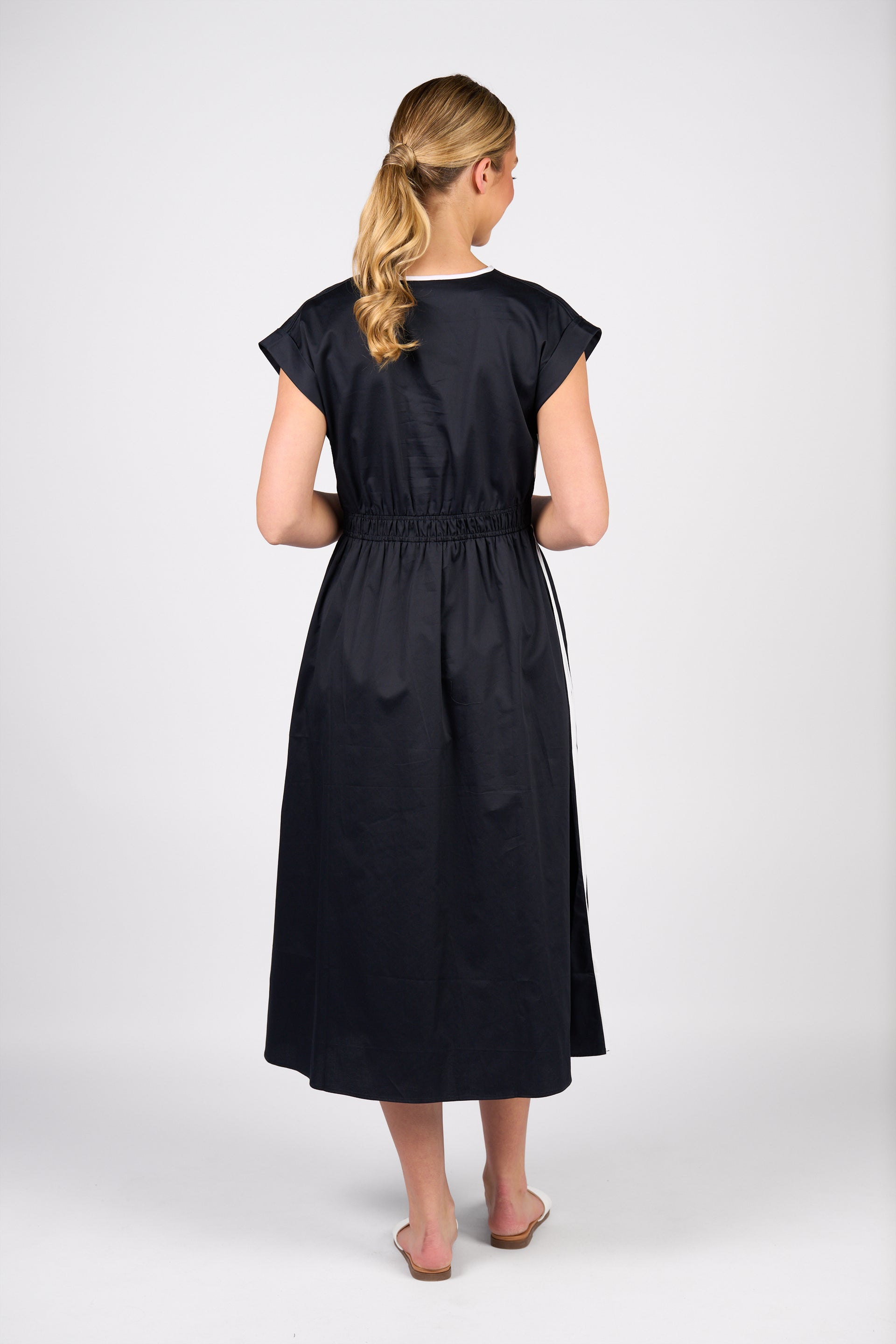 6118 Dress - Ink/White - Vassalli
