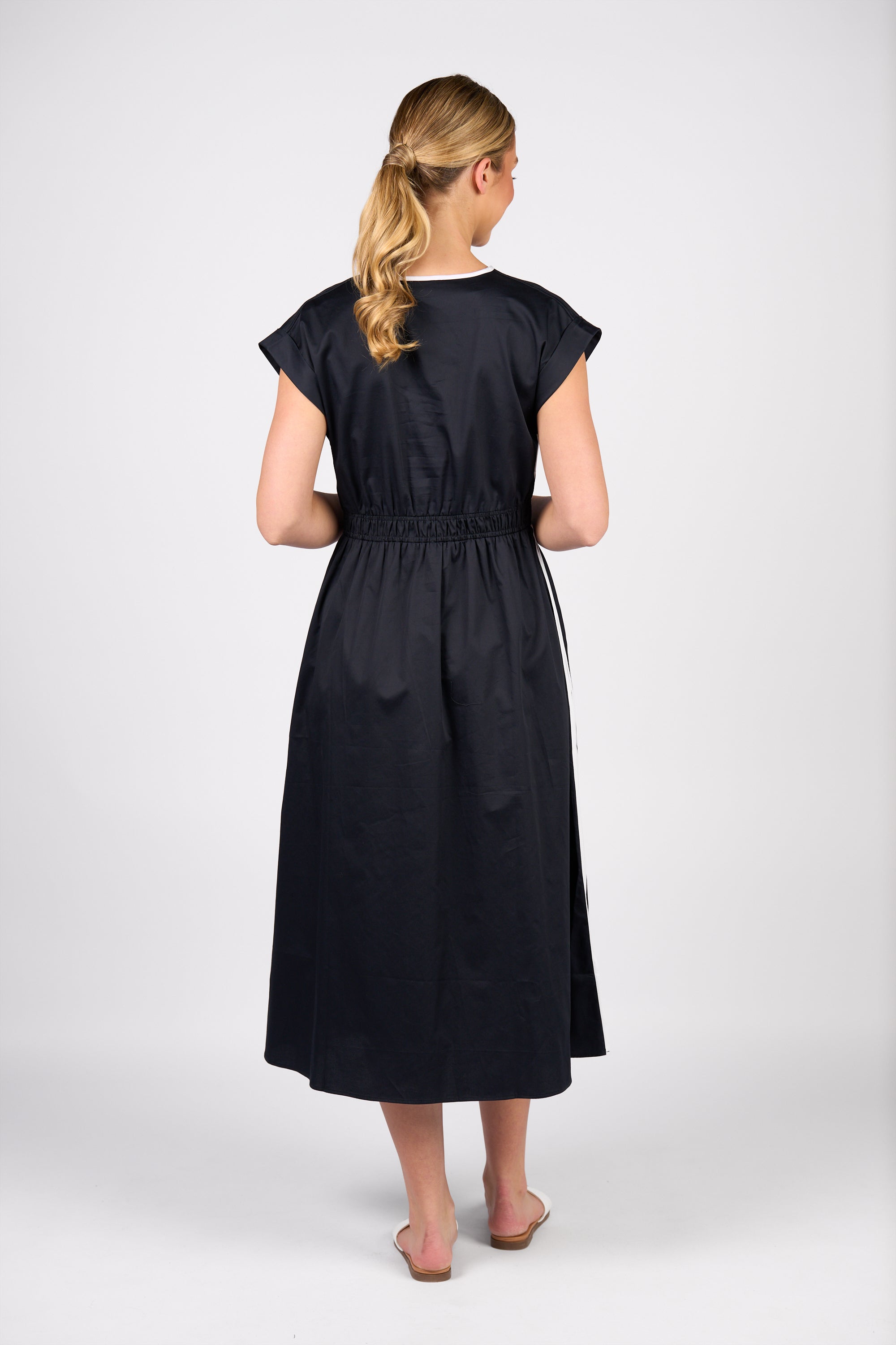 6118 Dress - Ink/White - Vassalli